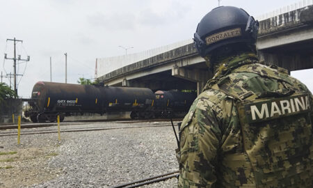 López Obrador ordena expropiación de tramo ferroviario Coatzacoalcos – Medias Aguas https://newsweekespanol.com/2023/05/lopez-obrador-ordena-expropiacion-de-tramo-ferroviario-coatzacoalcos-medias-aguas/