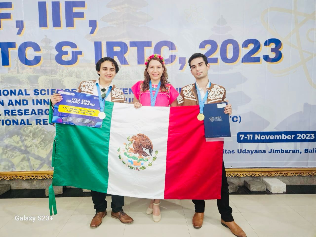 ¡Orgullo Tamaulipeco! Héctor Ozuna y Eduardo Tobías logran medalla de oro en la Feria Internacional de Ciencia e Innovación 2023, en Balí, Indonesia.